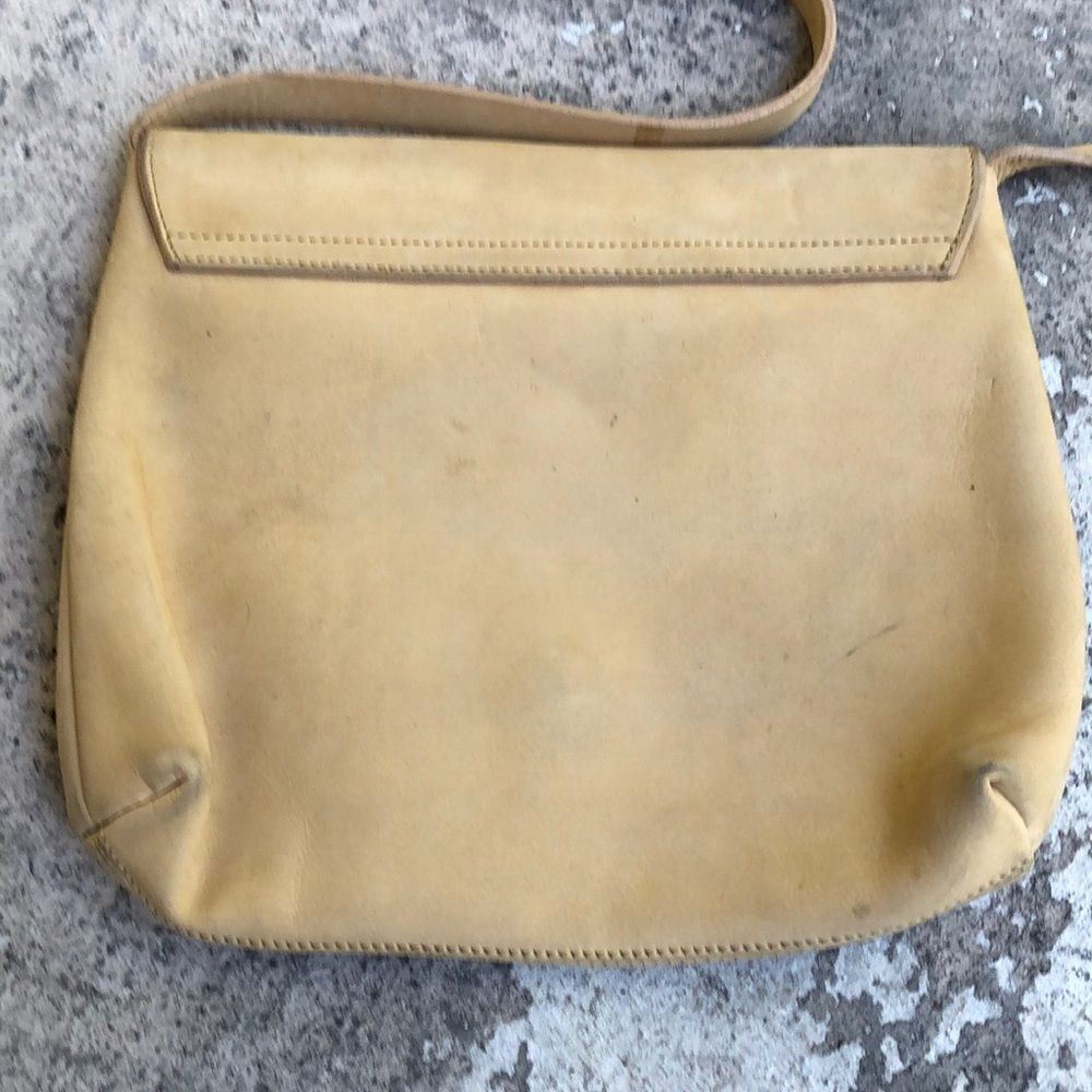 Francesco Biasia bag - Picture 2 of 5
